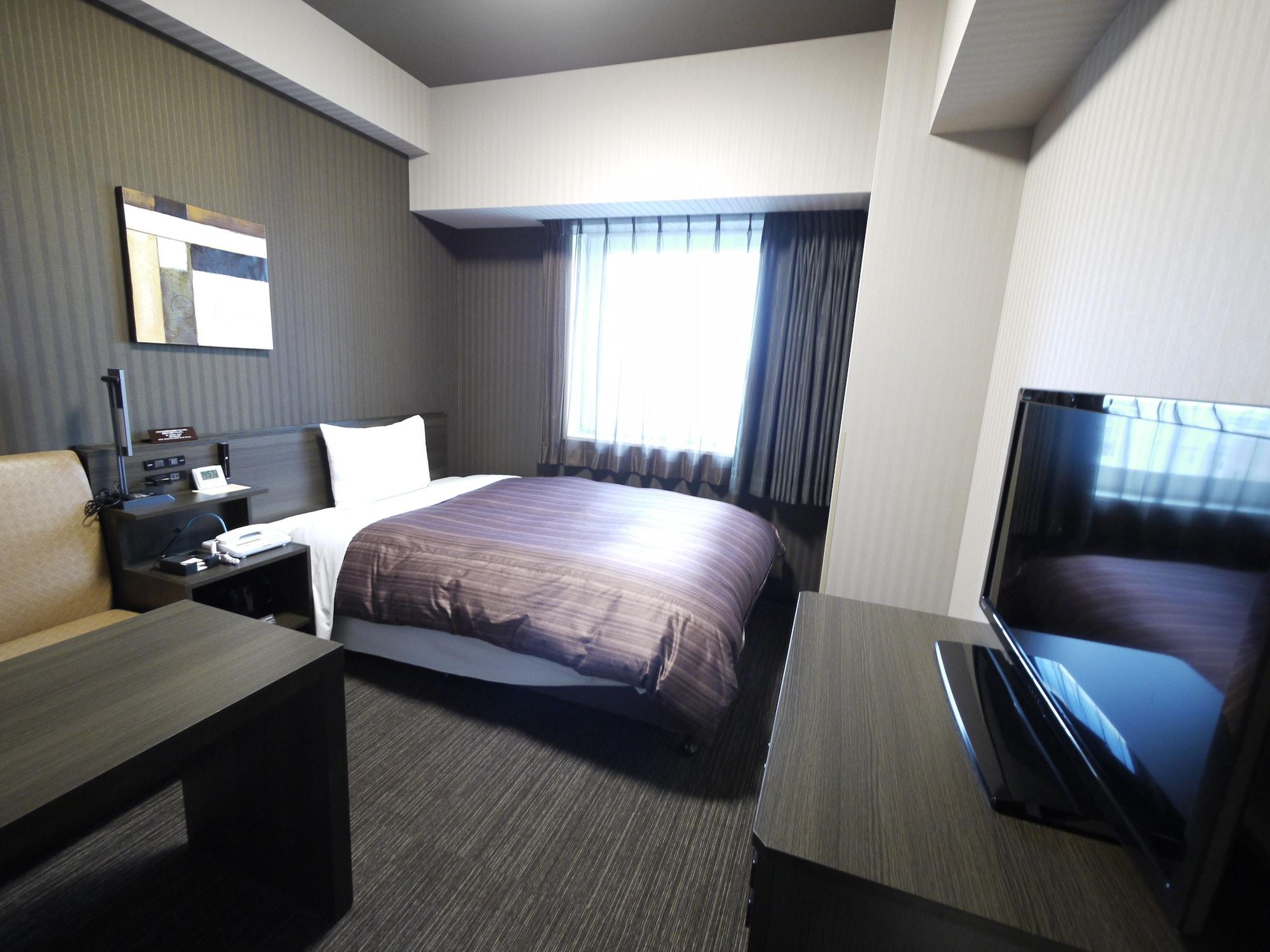 Hotel Route-Inn Chitose Ekimae Екстер'єр фото
