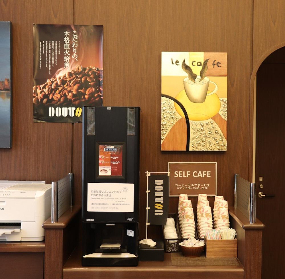 Hotel Route-Inn Chitose Ekimae Екстер'єр фото