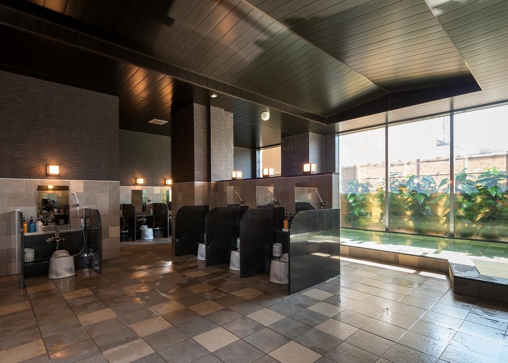 Hotel Route-Inn Chitose Ekimae Екстер'єр фото