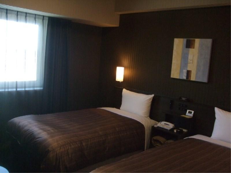 Hotel Route-Inn Chitose Ekimae Екстер'єр фото